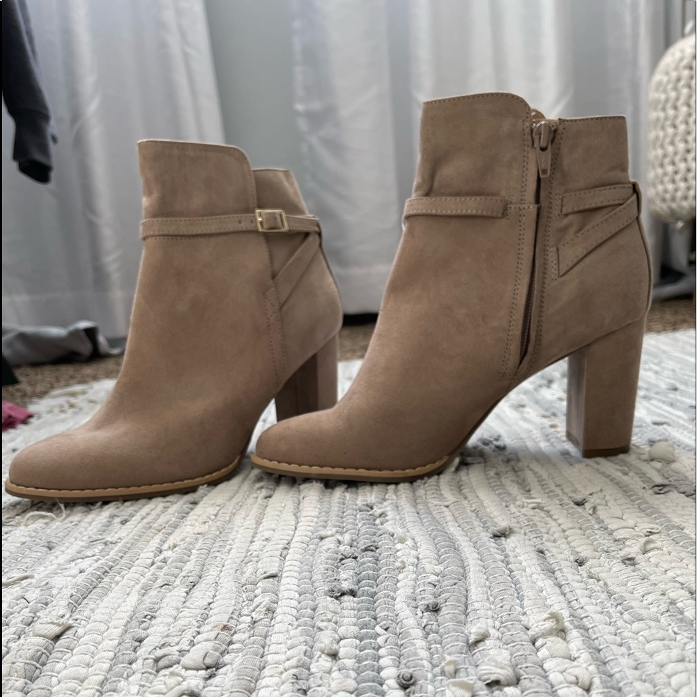 Banana republic boots